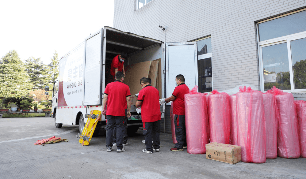 上海搬场公司-大众正规搬场公司与假冒公司有哪些区别?